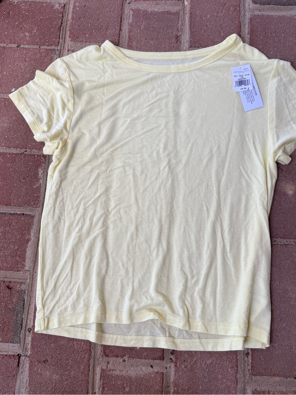 American Eagle  Short-Sleeve Crewneck Tee - Light Yellow size XS